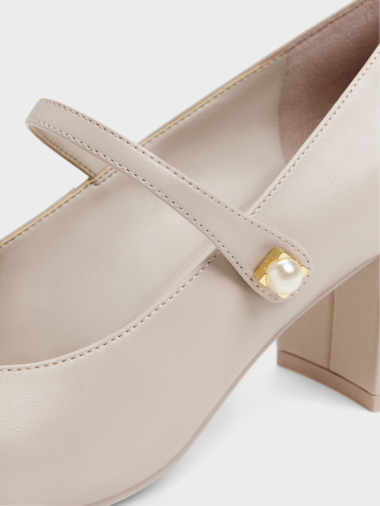 Sepatu Pumps Mary Jane Pearl Marie, Taupe, hi-res