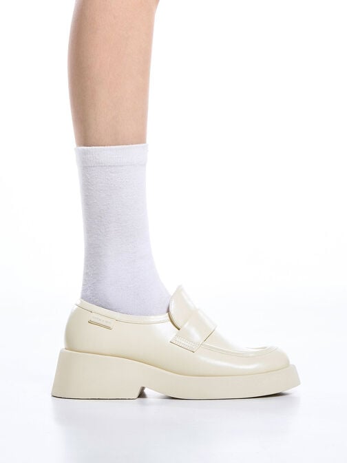 Sepatu Loafers Giselle Strap Chunky Patent, Cream, hi-res