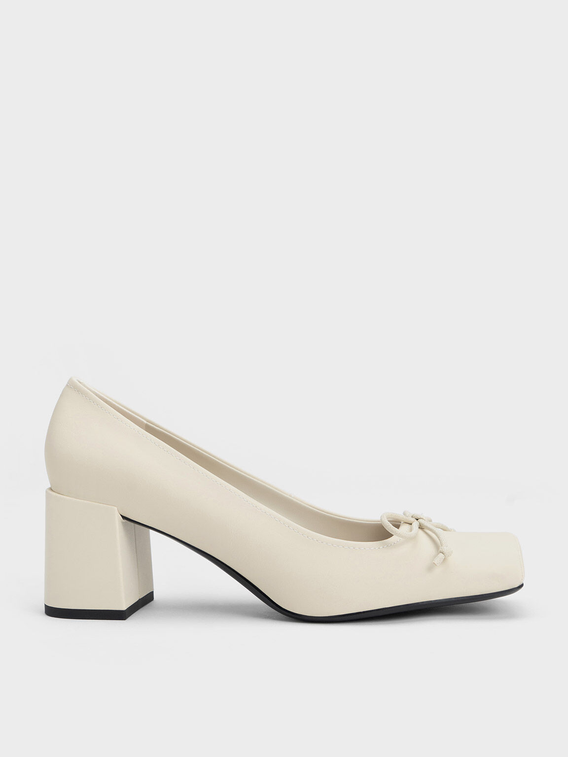 Sepatu hotsell hak pump