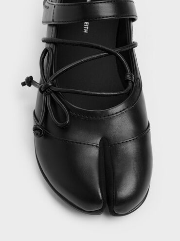 Sepatu Flats Mary Jane Split-Toe Lace-Up Aether, Black, hi-res
