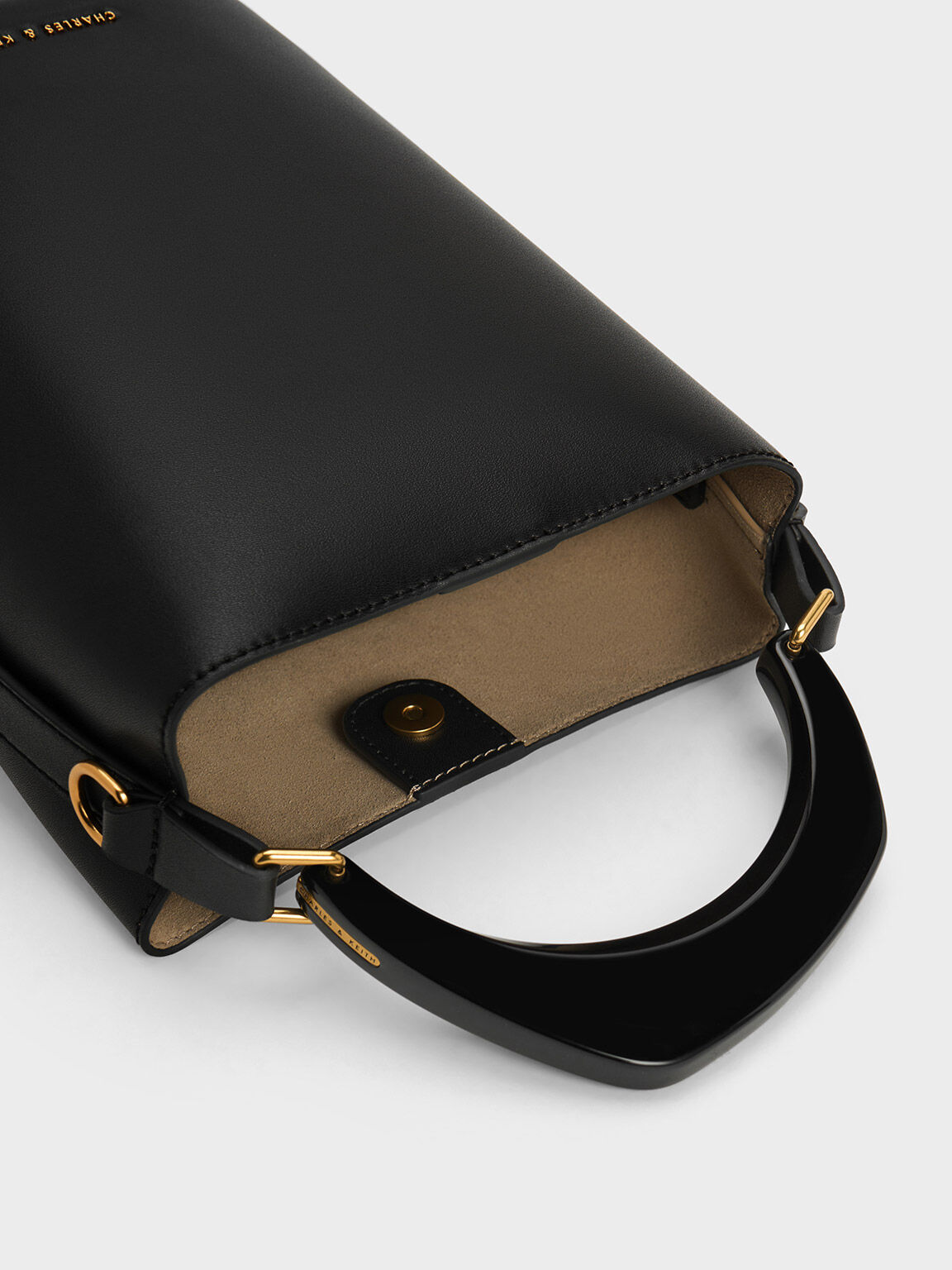 Charles and keith acrylic handle bucket bag 2025