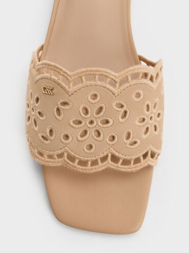 Sandal Selip Embroidered Leather, Beige, hi-res