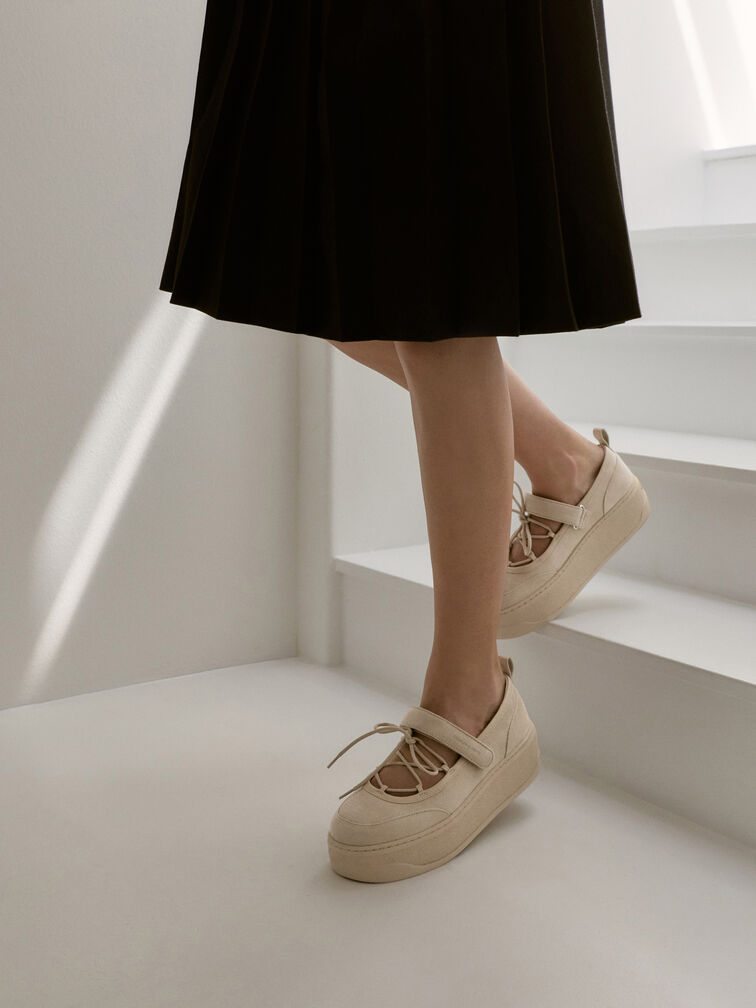 Sepatu Sneakers Platform Mary Jane Faux Suede, Beige, hi-res