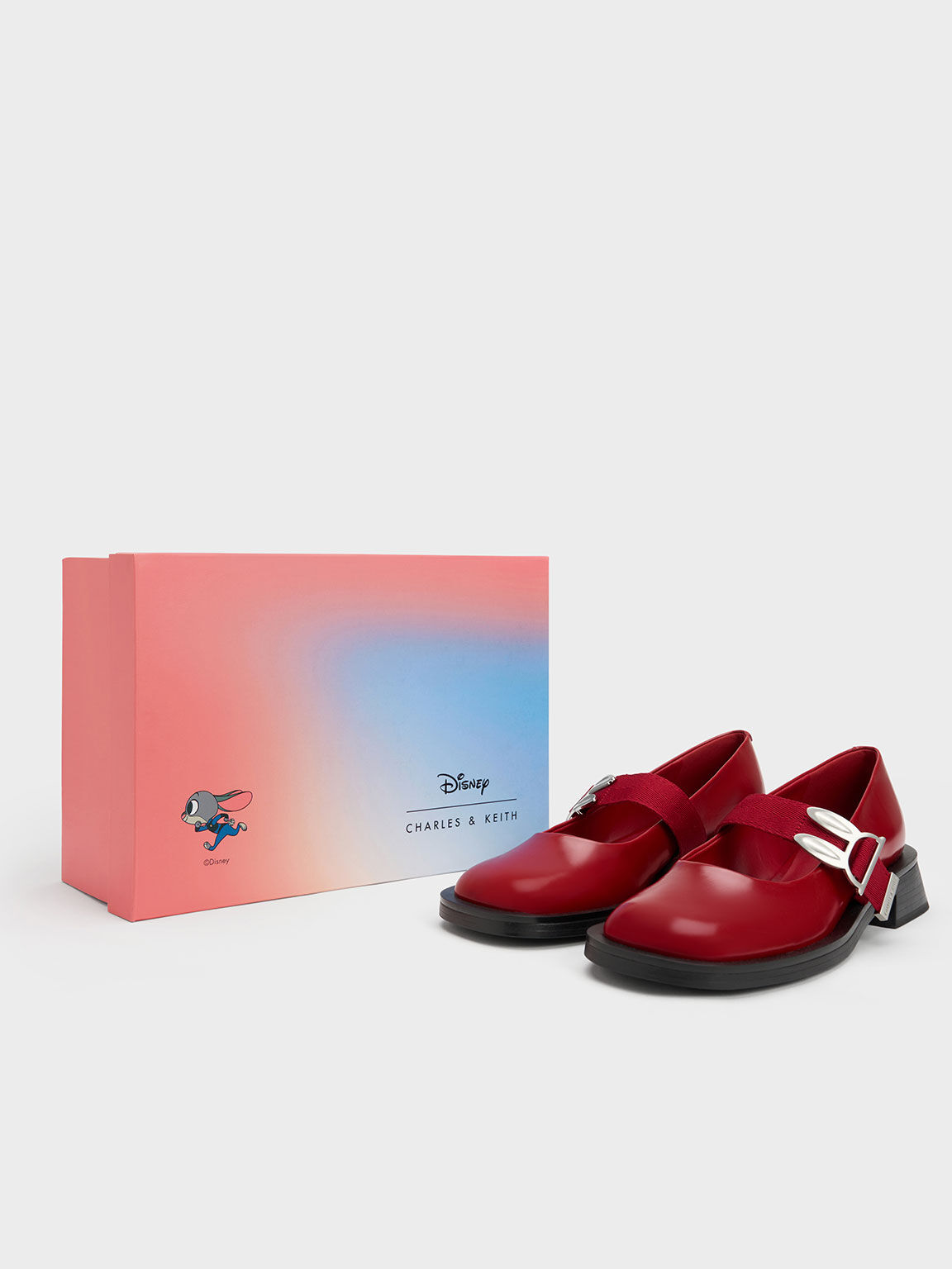 Sepatu Mary Janes Metallic Accent Judy Hopps, Red, hi-res
