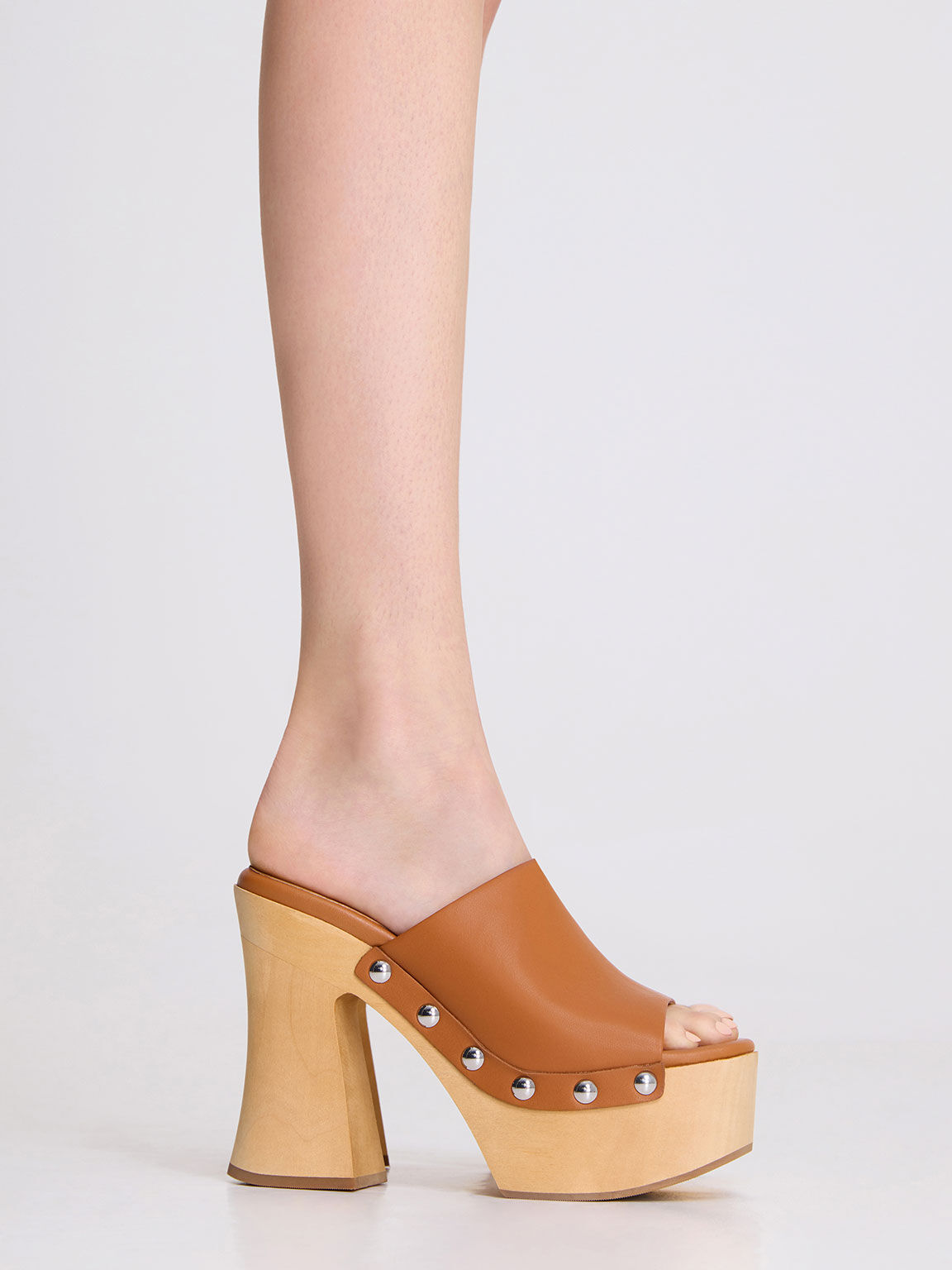 Brown online platform clogs