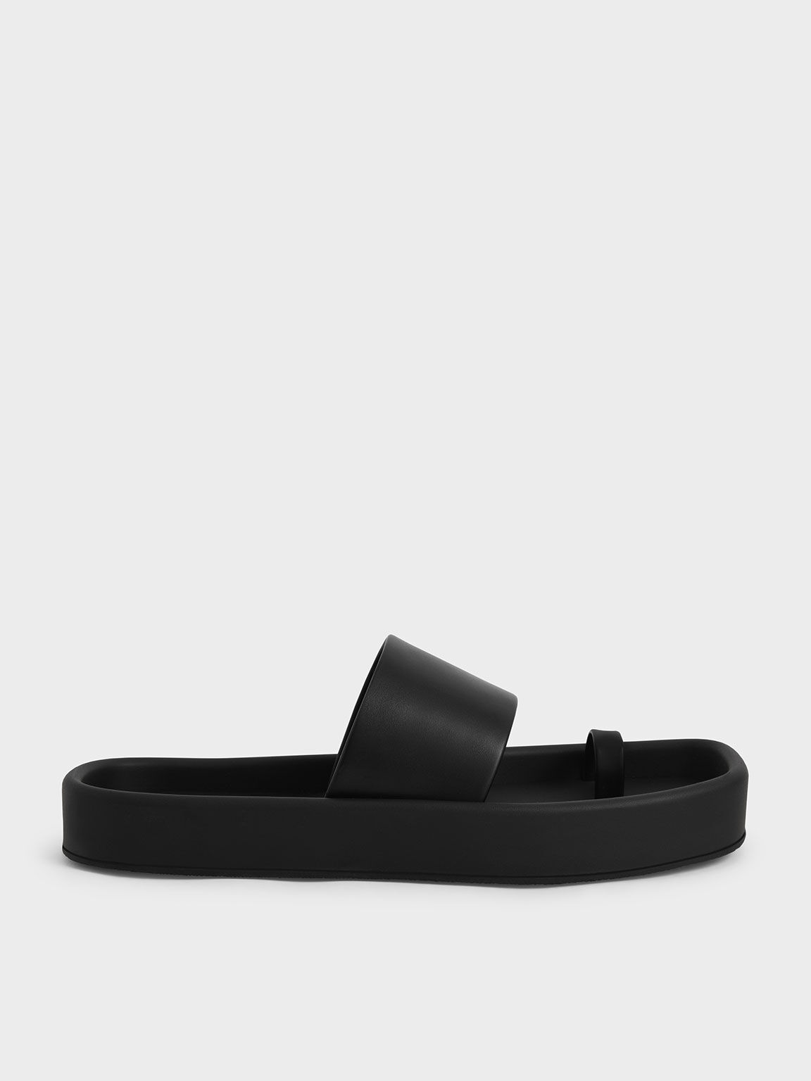 Sandal Flat Lilou Toe-Ring, Black, hi-res