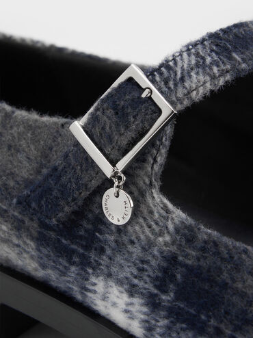 Sepatu Mary Jane Buckled Circle-Charm, Dark Grey, hi-res