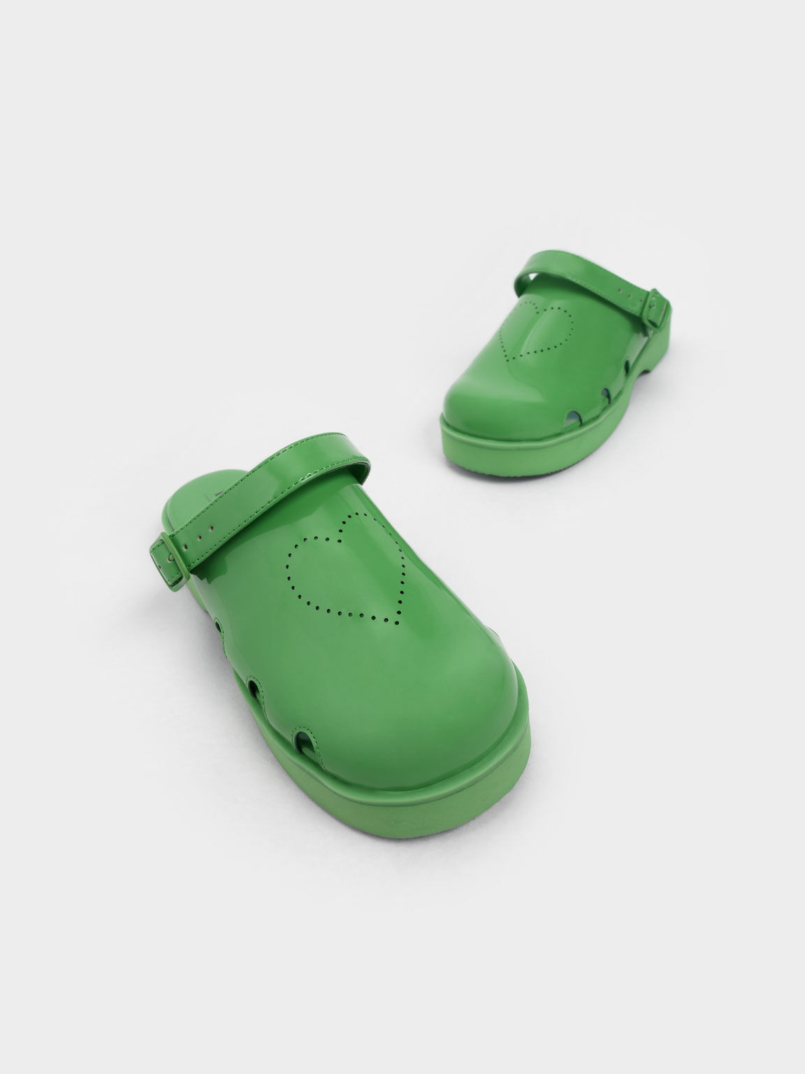 Sepatu Clogs Girls' Heart Motif Patent, Green, hi-res