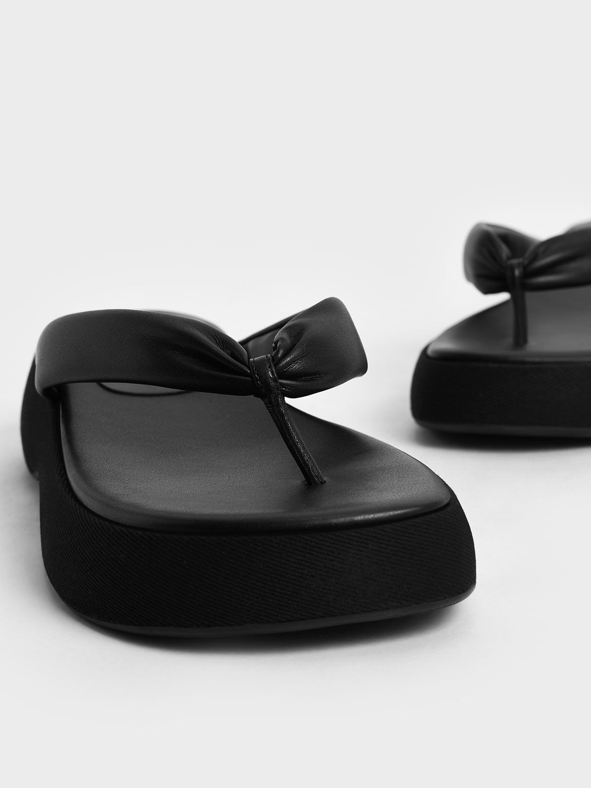Isla Puffy Strap Platform Thong Sandals, Black, hi-res