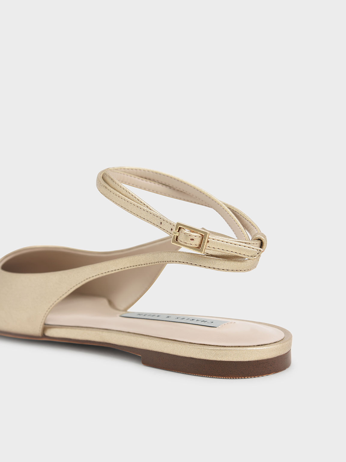 Sepatu Pumps Ballerina Metallic Ankle-Strap, Gold, hi-res