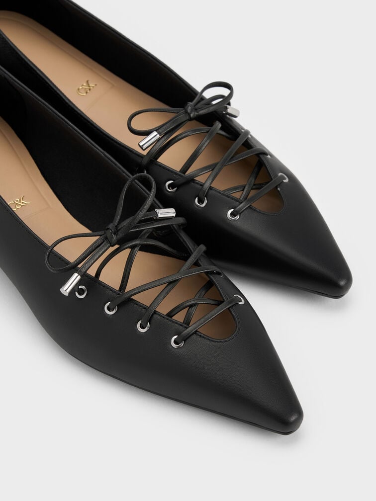 Sepatu Flats Lace-Tie Jianna Leather, Black, hi-res