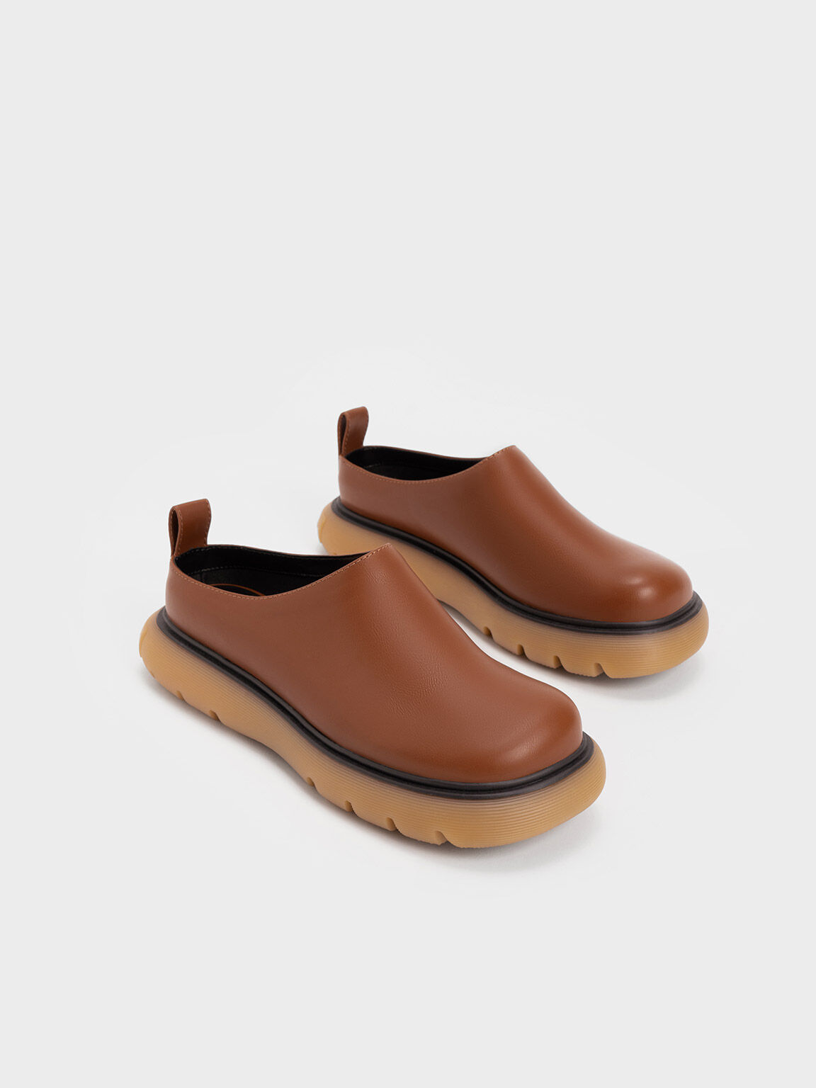 Sepatu Mules Round-Toe Platform, Cognac, hi-res