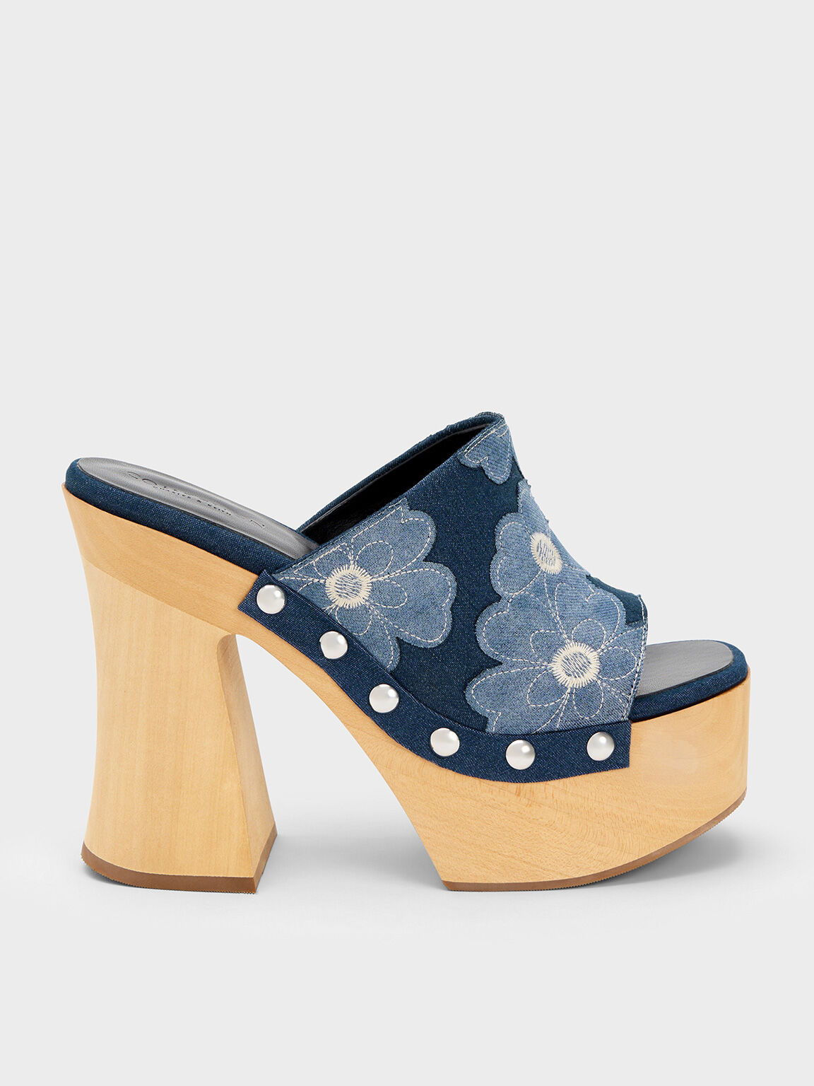 Signature Collection | Shop Women's Shoes | CHARLES & KEITH ID