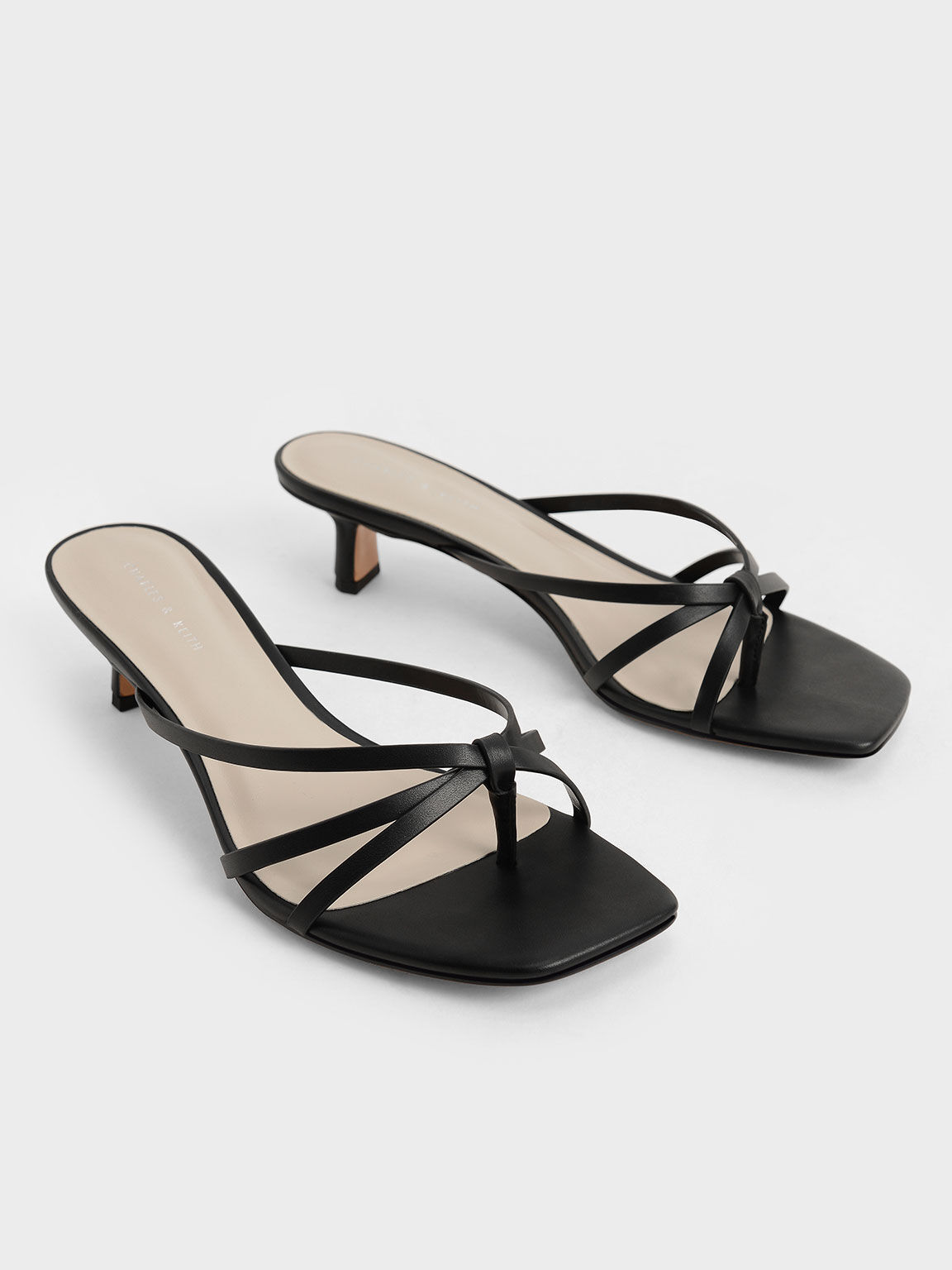 Black Sandal Heeled Strappy Toe-Loop 