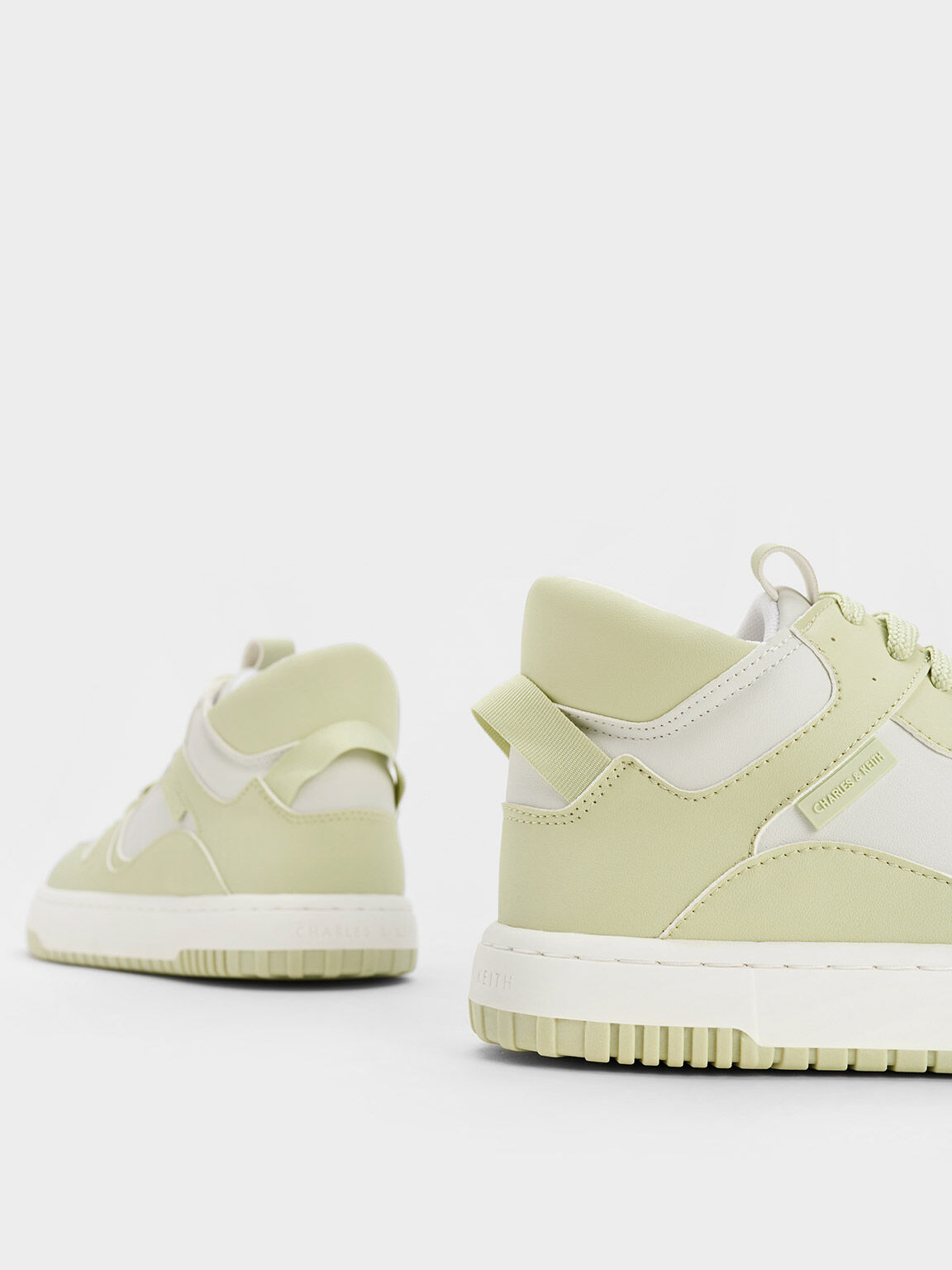 Sepatu Sneakers High-Top Platform Two-Tone, Mint Green, hi-res