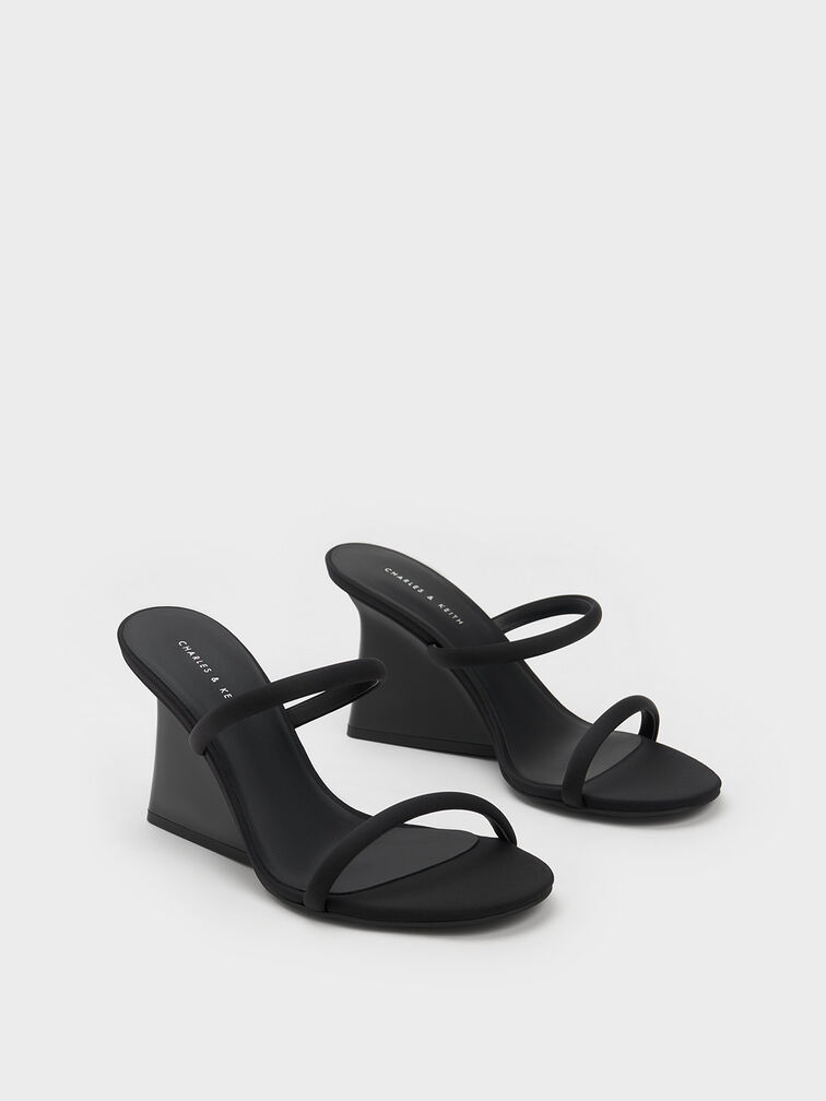 Sepatu Mules Wedge Double Strap, Black Textured, hi-res