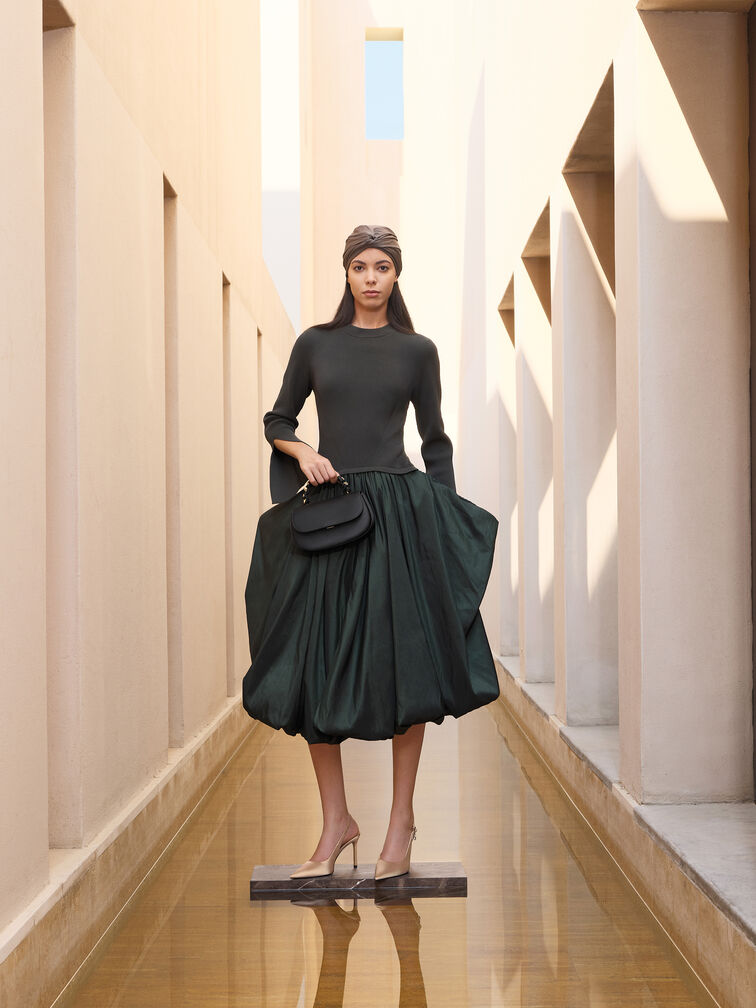 Sepatu Pumps Slingback Stiletto-Heel Teardrop-Crystal Satin, Gold, hi-res