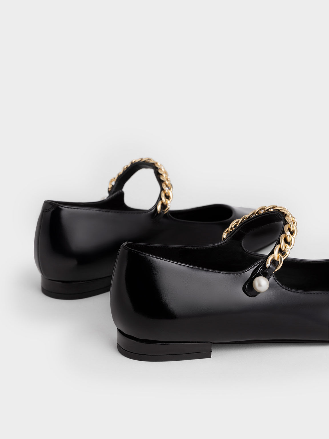 Sepatu Flats Beaded Chain-Link Mary Jane, Black, hi-res