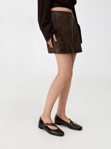 Sepatu Mary Jane Daena Leather Asymmetric-Strap, Dark Brown, hi-res