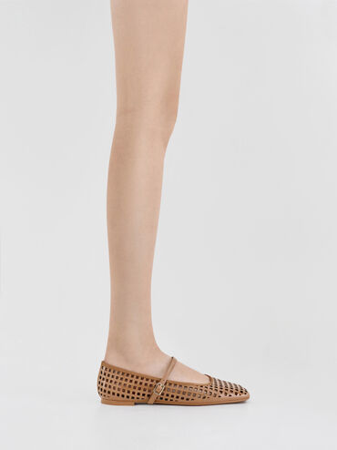 Sepatu Flats Mary Jane Patent Perforated, Caramel, hi-res