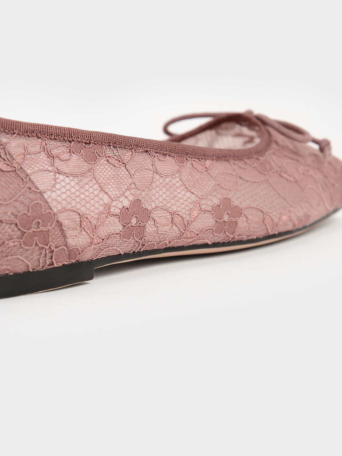 Sepatu Bow-Tie Lace Ballerina Flats, Mauve, hi-res