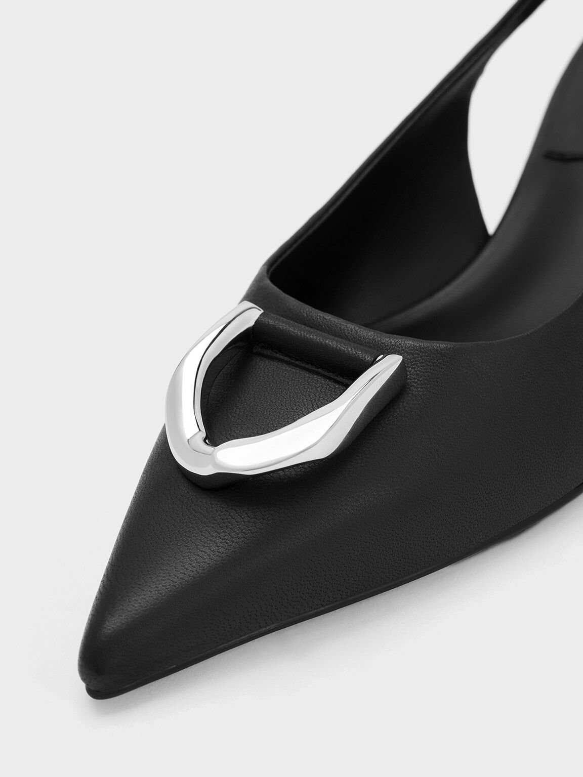 Sepatu Slingback Pumps Gabine Leather, Black, hi-res