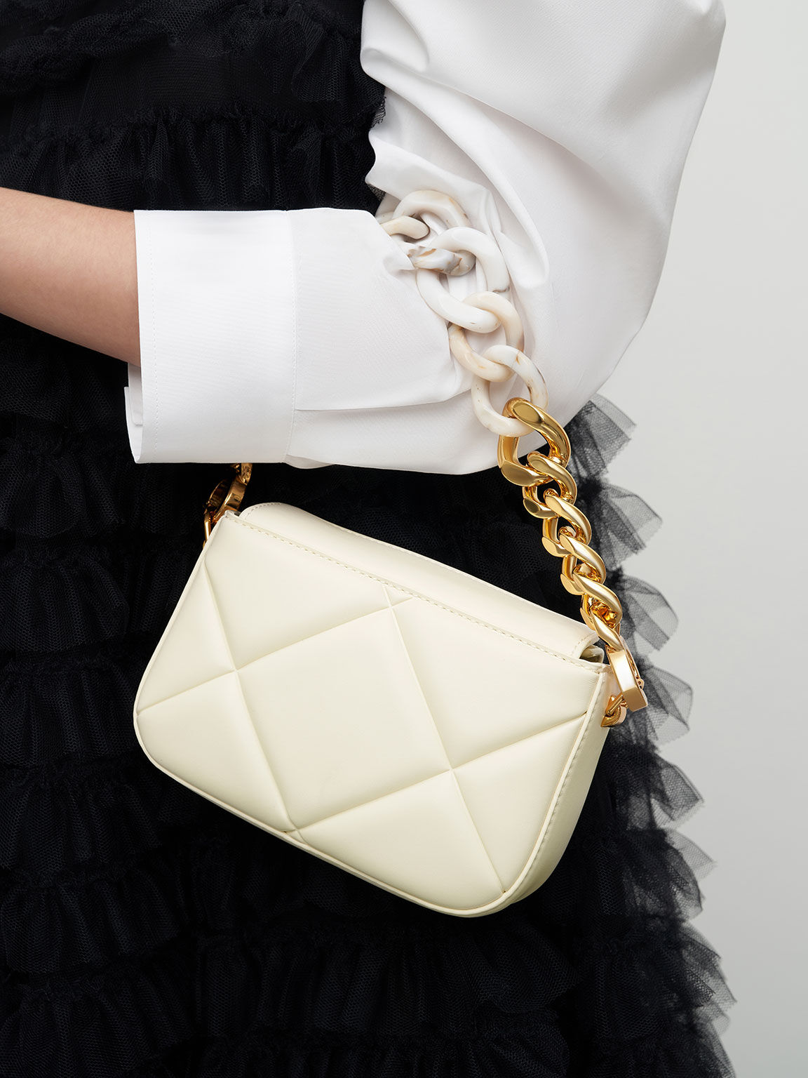 Charles and keith chunky chain bag cheap