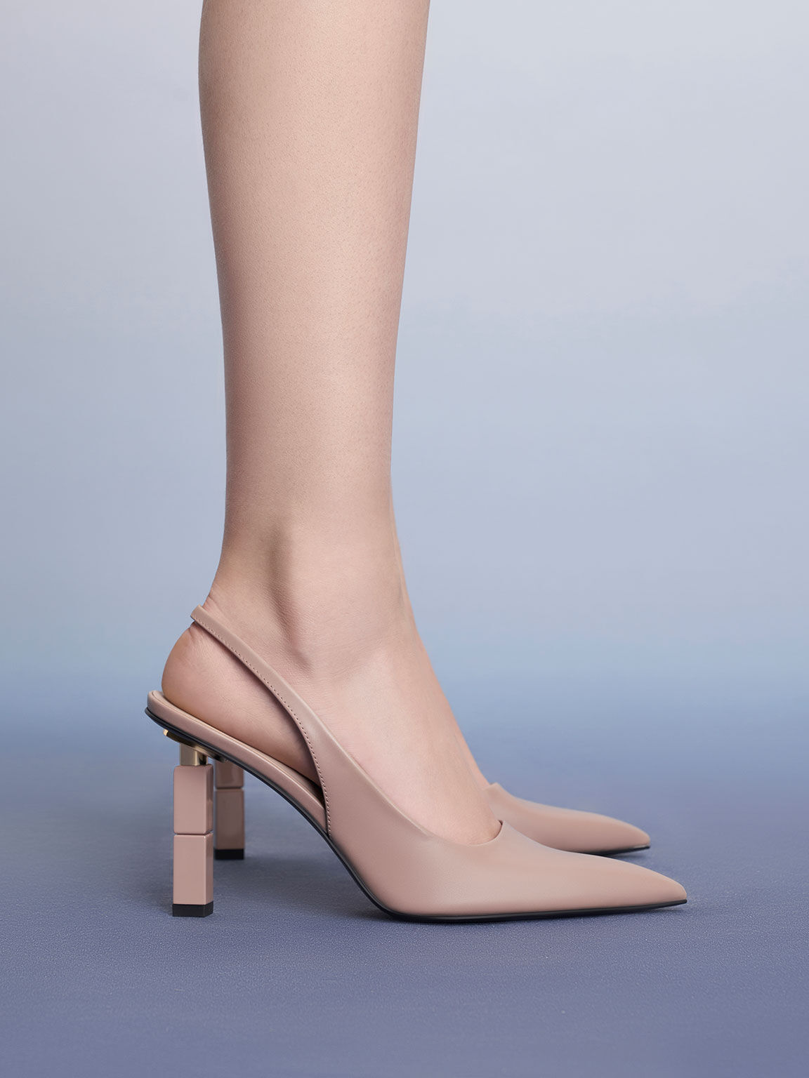 Sepatu Pumps Asymmetric Sculptural Heel, Nude, hi-res