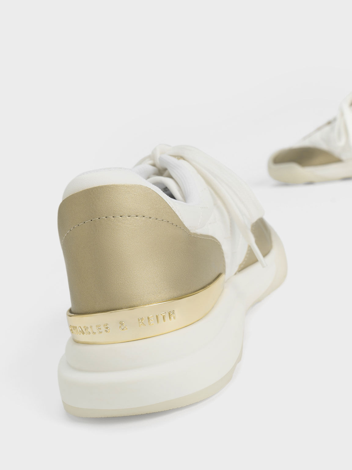 Sepatu Sneakers Nylon Low-Top, Gold, hi-res