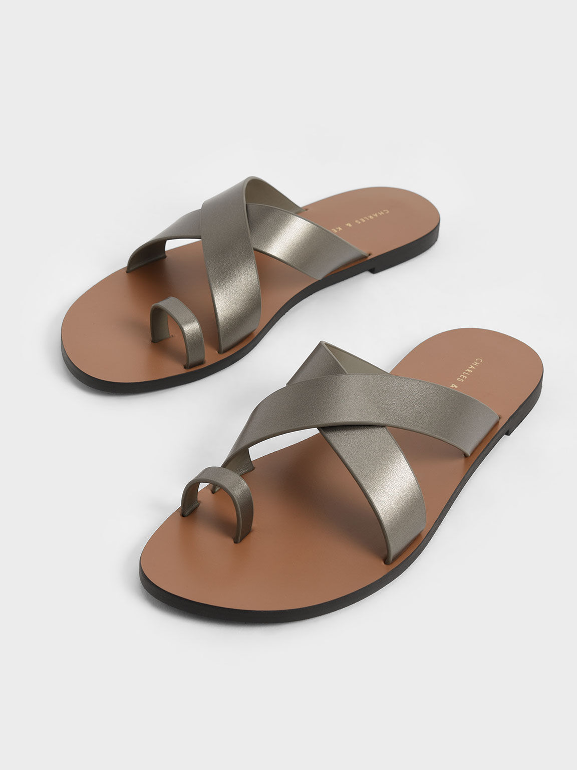 Sandal Flat Toe-Loop Crossover, Bronze, hi-res