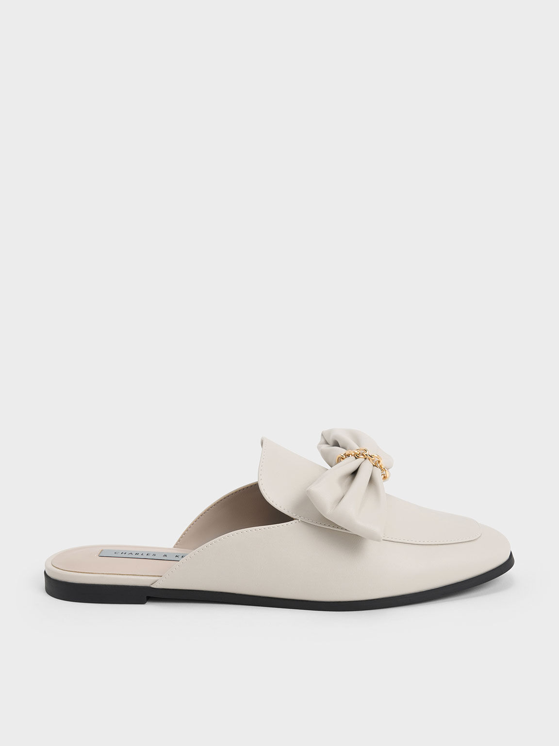 Sepatu Loafer Mules Chain-Link Bow, Chalk, hi-res