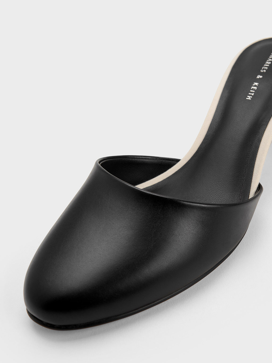 Sepatu Pumps Tie-Around Bamboo Heel, Black, hi-res