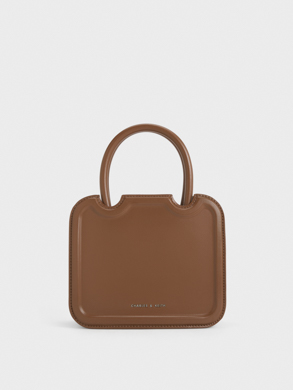  - CHARLES & KEITH