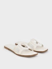 SEPATU FLATS