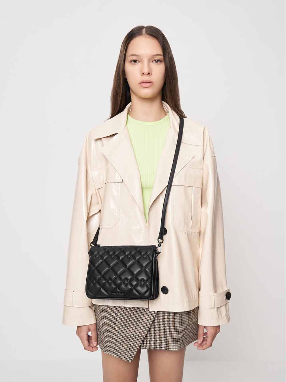 Women's black Lana quilted shoulder bag – CHARLES & KEITH