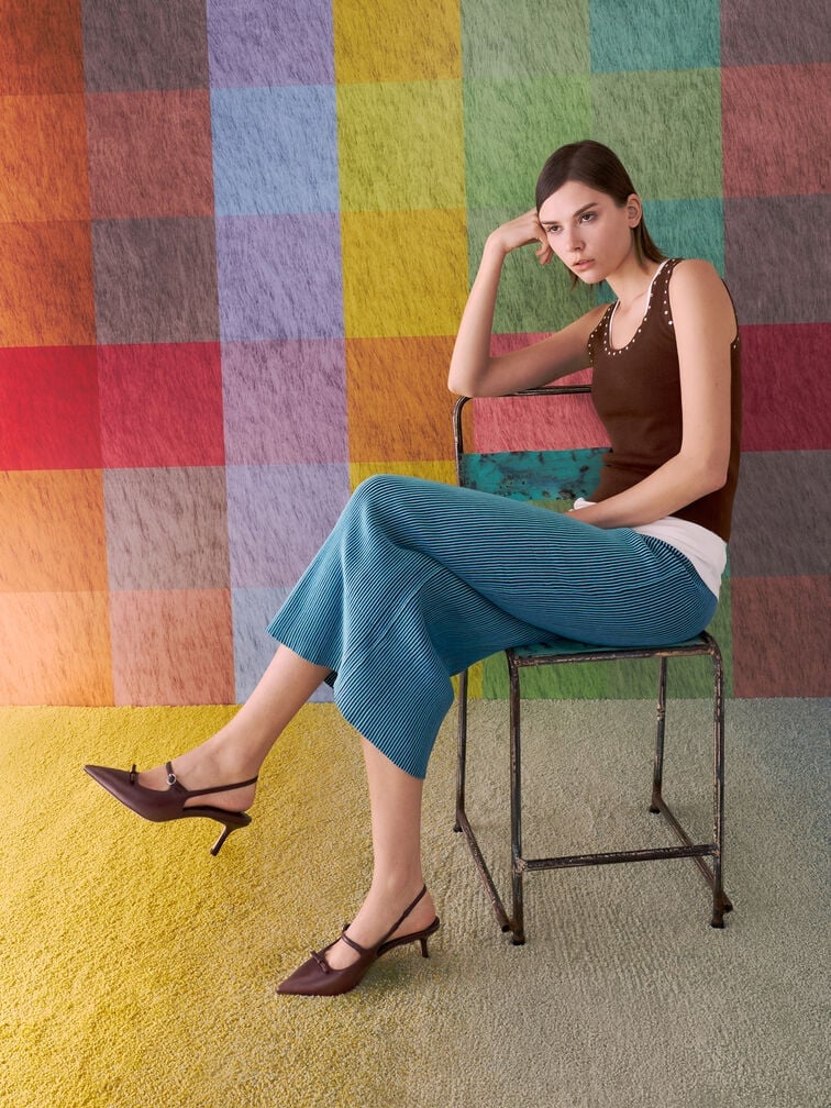 Blue gingham shoulder bag coordinated with matching platform sandals for a chic daytime look.