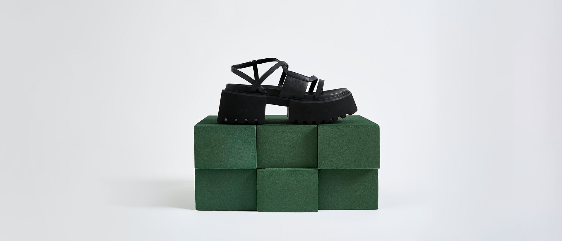 Women’s Nadine strappy platform sandals - CHARLES & KEITH