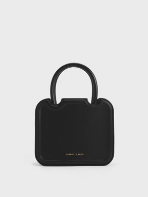  - CHARLES & KEITH