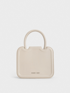  - CHARLES & KEITH