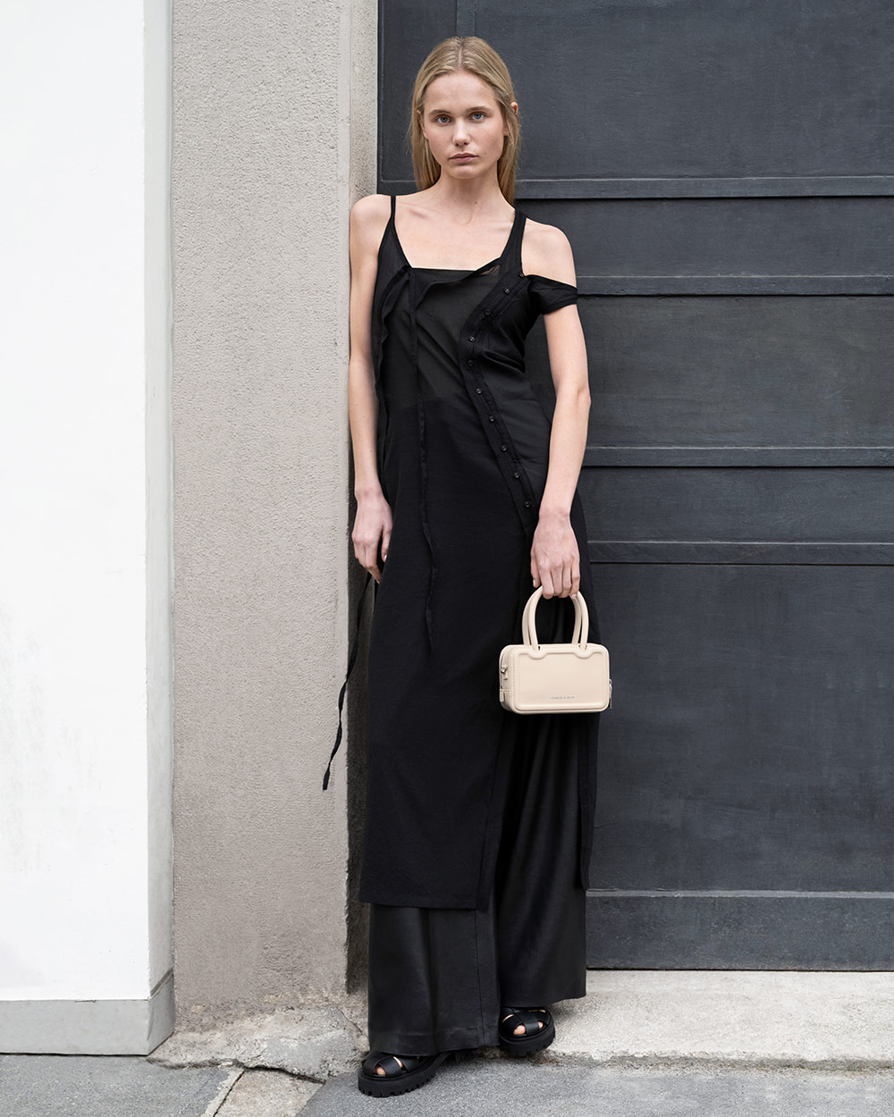 Women’s Perline elongated tote bag in oat - CHARLES & KEITH