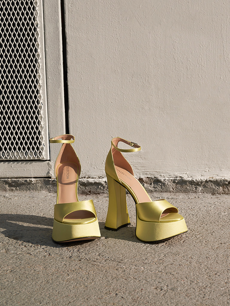 Women’s Michelle recycled polyester platform sandals in lime (close up) – CHARLES & KEITH