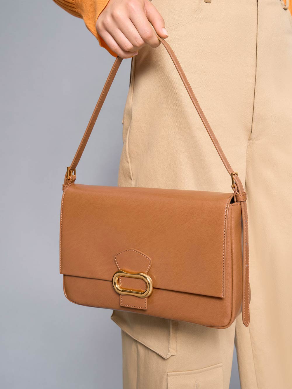 Tas Daki belted trapeze chocolate – CHARLES & KEITH