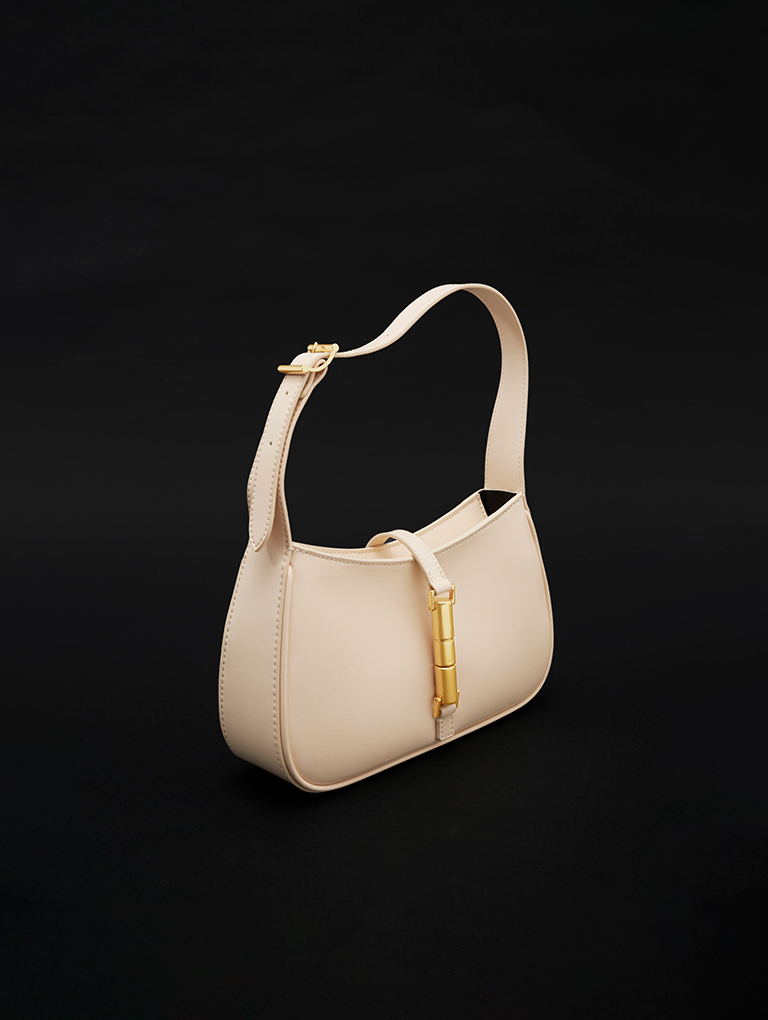 Women’s Cesia metallic accent shoulder bag – CHARLES & KEITH