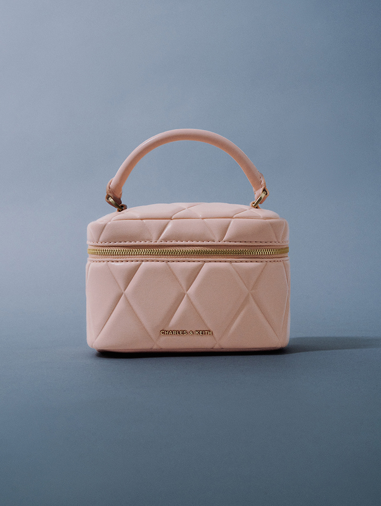  - CHARLES & KEITH
